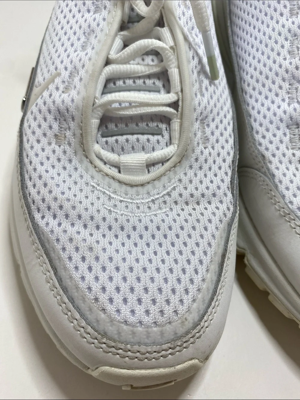 Nike Women's White Mesh Air Max Pulse Sneakers Size 9